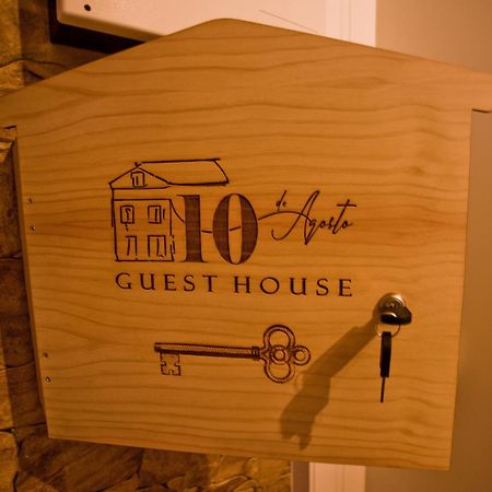 Guest House 10 De Agosto Figueira da Foz Extérieur photo