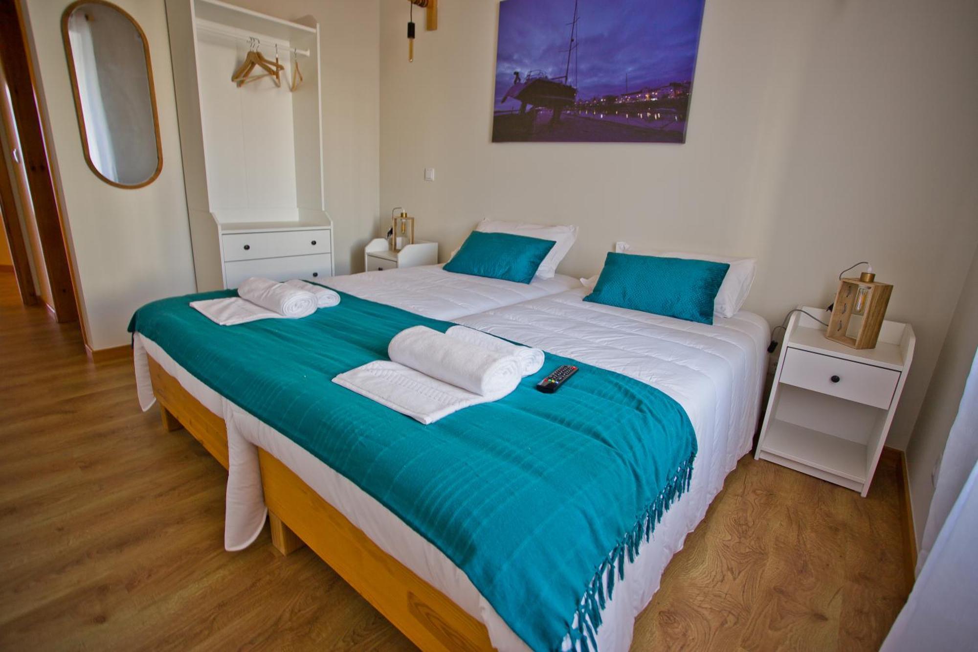 Guest House 10 De Agosto Figueira da Foz Extérieur photo