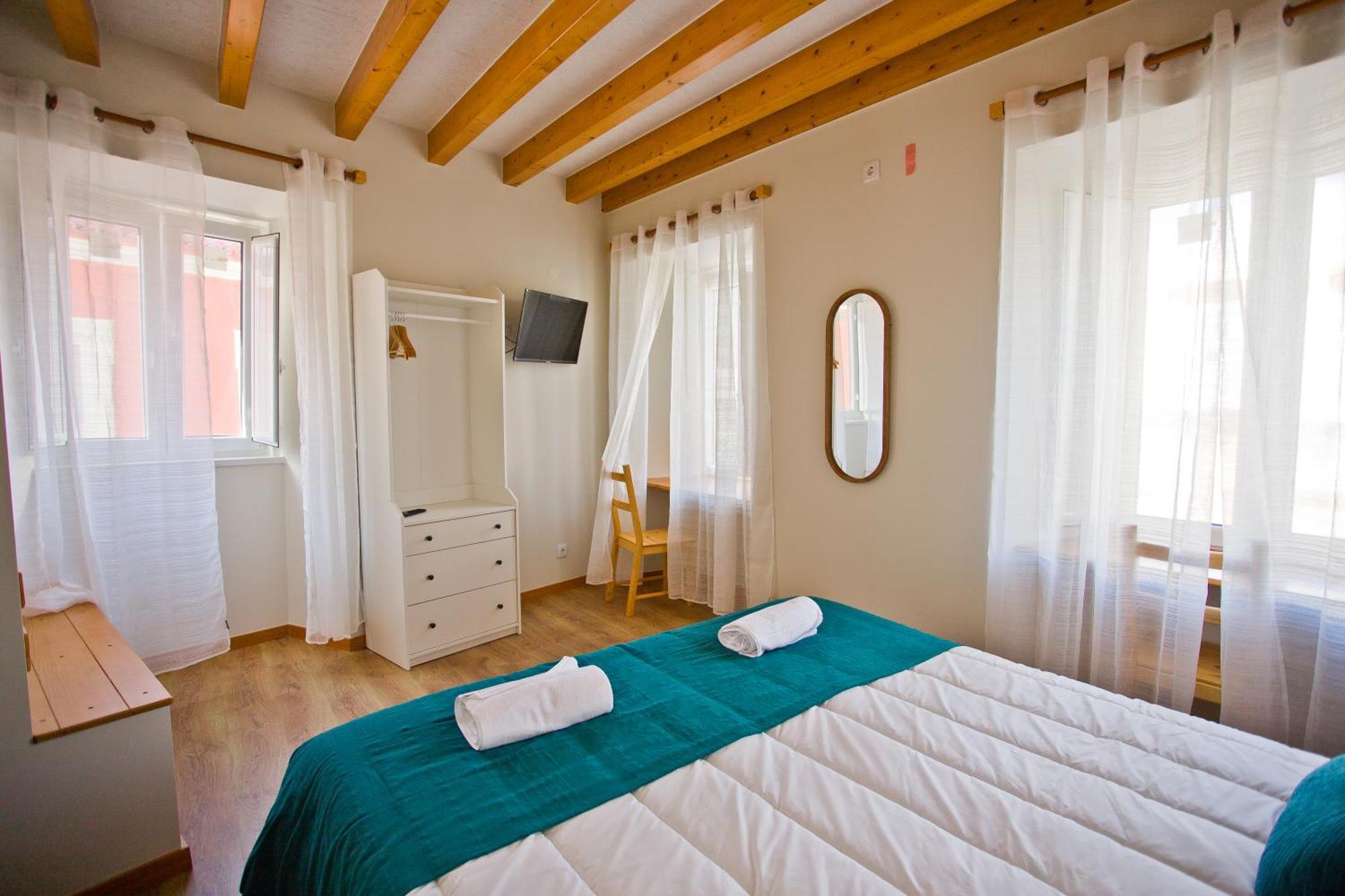 Guest House 10 De Agosto Figueira da Foz Extérieur photo